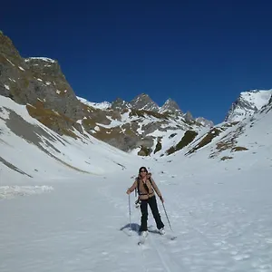 https://la-moraine.hotels-rhonealpes.com